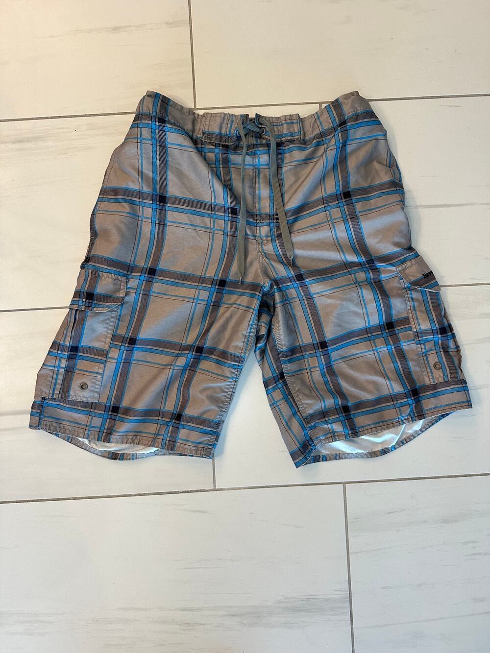 Beverly Hills Polo Club Mens Cargo Swim Trunks Gray Blue Plaid Mesh Lined Medium